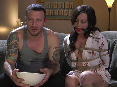 blond nastolatka na seks rowerku