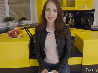 nastolatka pragnie seksu od tylca