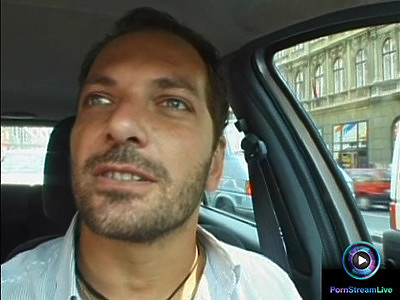 zgrabna nastolatka trzepie długaśnego kutaska