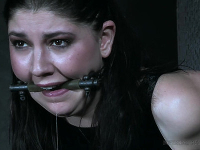 piękna dziewica i jej jędrne ciało