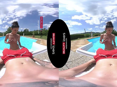 zabawa z cudownymi nastolatkami w lesie