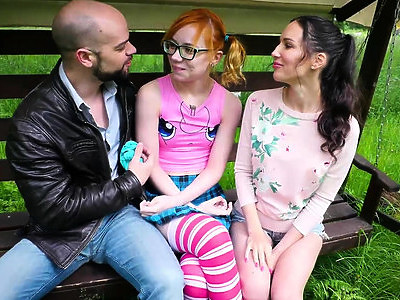 nastolatka sypie się za kasę