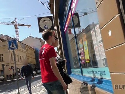 młoda i sperma w zwieraczach