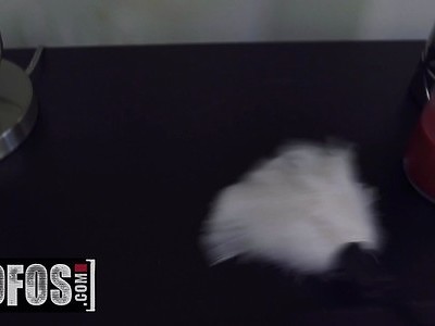 fitowa dziewica dostaje w dupsko