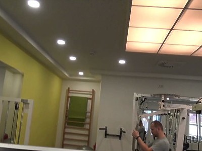 nastolatki w bikini dobrze się ruszają