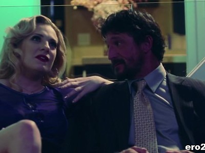 zabawa z laską i jej gorącą mamą