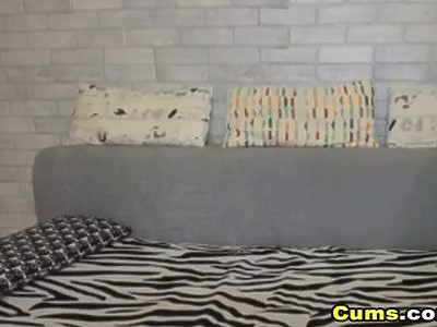 długowłosa uczennica z czech z brzydalem