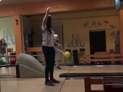 porno dziewica lubi mieć w ustach gęstą spermę