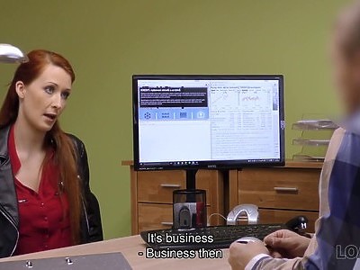 nastolatka z dużą dupką jest fajnie posuwana od tylca