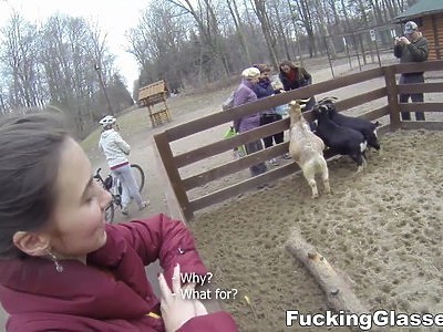 minetka i dwie nastolatki