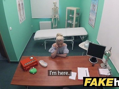 naturalna nastolatka daje czadu