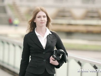 fajna nastolatki dobrze się bawi przed kamerką