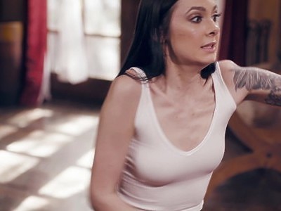 siusiająca nastolatka