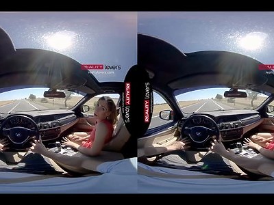 młoda zdzira z owłosioną cipką