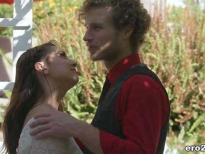 zamieniają się córkami