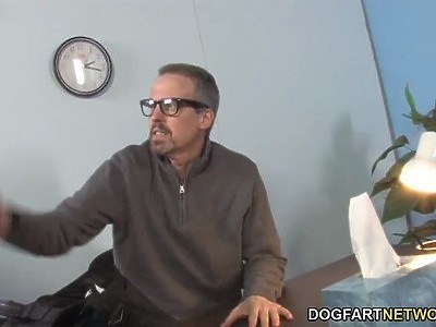 dwie nastolatki pokazuję swe walory