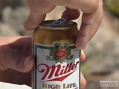 krótkowłosa szczupła nastolatka