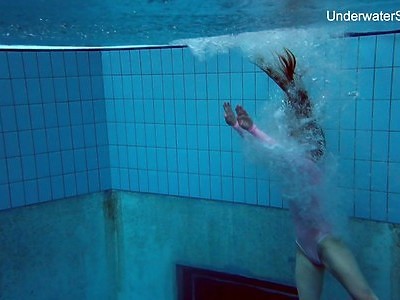 seks z kuszącą amatorką