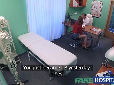 podskakujące piersi znakomicie posuwanej nastolatki