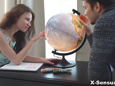 nastolatka najbardzie lubi od tyłu