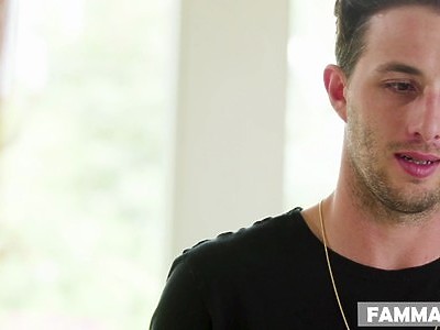 ciasna dziewica wyruchana w kakao