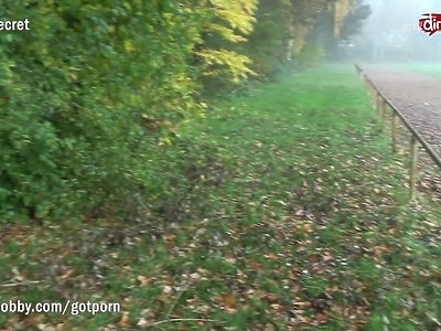 sexy nastolatka i striptease