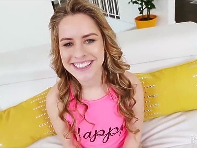 mała przyrodnia siostra wydymana przez swojego brata