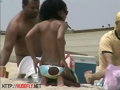 młoda suczka napalona na kutasa