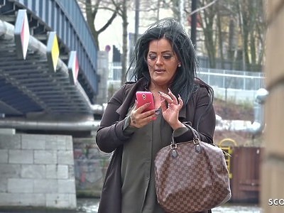 amatorki świetnie się razem zabawiają przed lustrem