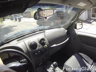 młoda blondynka i anal