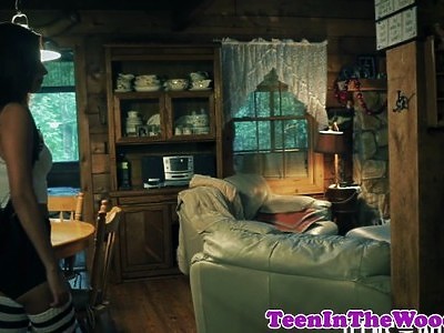 duży tyłek niezłej nastolatki