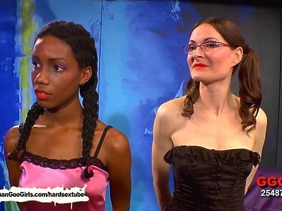 siostra oddziałowa i jej wielki wymiona