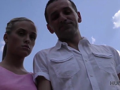 nastolatka zrzuca ciuszki