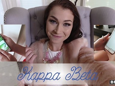 gorąca nastolatka lubi ciepełko w ustach