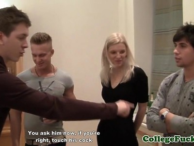 wydymał niegrzeczną nastolatkęna seks kastingu