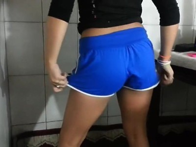 porno tatuś liże jej boską pipkę