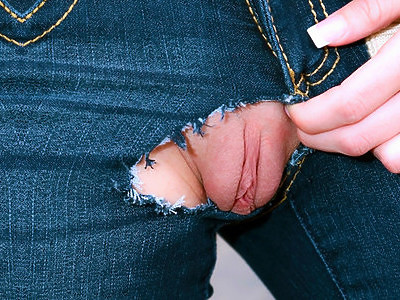 nastolatka go ujeżdża a on ssie jej suta