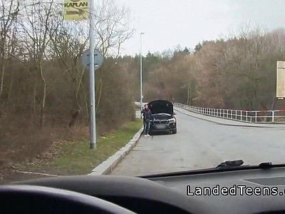 seksowna nastolatka lubi smak spermy