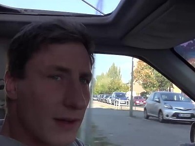 mała nastolatka z grubą pałą w ustach