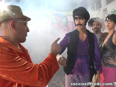 nastolatka napaliła się w taksówce