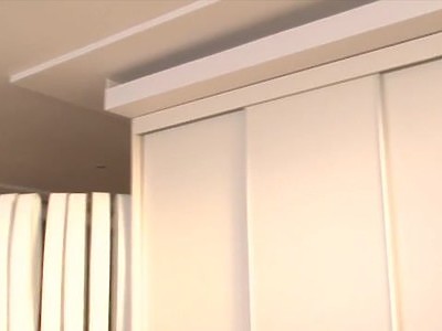 zasłużył na zaliczenie młodej i starszej pani domu