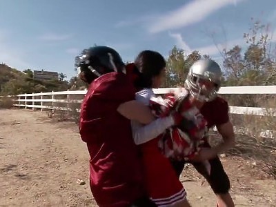 soczysta nastolatka z wielkimi cycuszkami