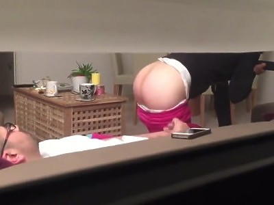 zgrabna nastolatka jest wspaniale zapinana