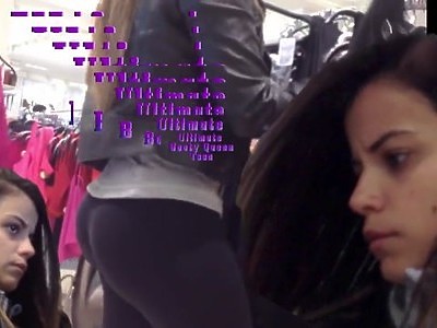 nastolatka śmiga na jego penisie