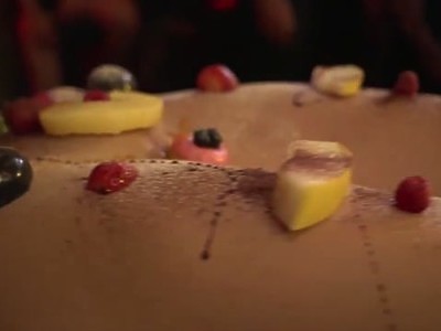 nastolatka z ciekawym tatuażem