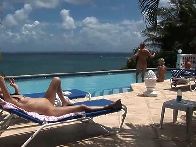 tatuś zapina swoją chętną przyrodnią córkę