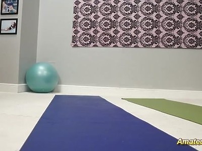 młode dupeczki na piaszczystej plaży