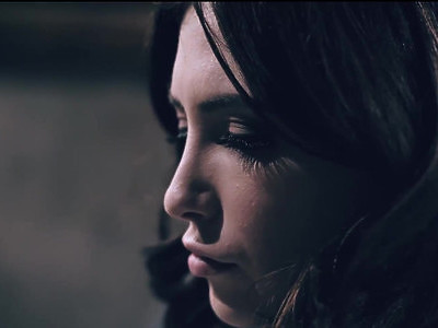 nastolatka lubi igraszki