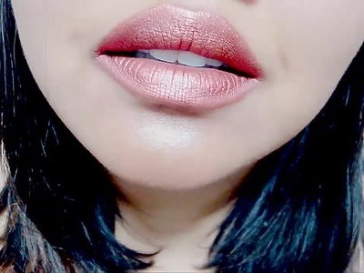 młoda lubi różne seks pozycje