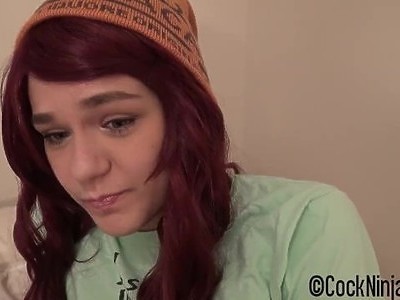 łysy murzyn i nastolatka w fajnej bieliźnie